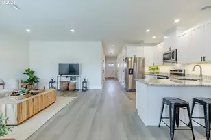 741 Periander Wy, Harrisburg, OR 97446 - Photo 7