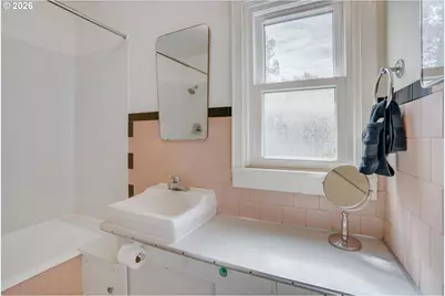 7015 N Burrage Ave, Portland, OR 97217 - Photo 13