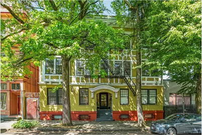 1215 NW 21st Ave, Portland, OR 97209 - Photo 1