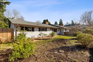 9138 N Endicott Ave, Portland, OR 97217 - Photo 3