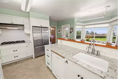 999 Ridge Dr, Astoria, OR 97103 - Photo 3