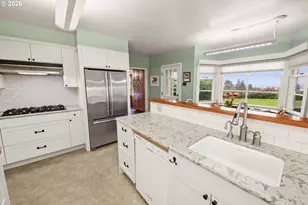 999 Ridge Dr, Astoria, OR 97103 - Photo 3