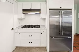 999 Ridge Dr, Astoria, OR 97103 - Photo 5