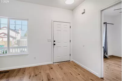 6935 SW Marlin Ct, Beaverton, OR 97007 - Photo 5
