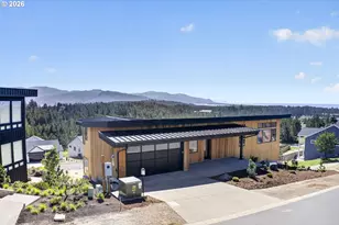 456 Sea Vw Dr, Manzanita, OR 97130 - Photo 1