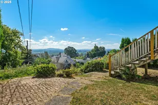 4219 SW Condor Ave, Portland, OR 97239 - Photo 3