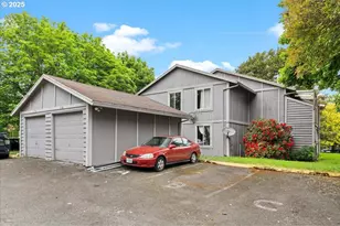 9750 SW Lookout Terrace, Beaverton, OR 97008 - Photo 9