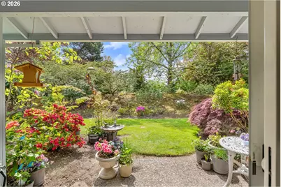 9420 SW Brentwood Pl, Portland, OR 97224 - Photo 29