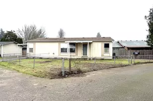 4678 SE La Vista Way, Salem, OR 97317 - Photo 37