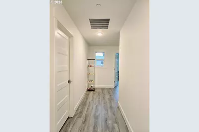 12740 SE Gateway Dr, Happy Valley, OR 97086 - Photo 15