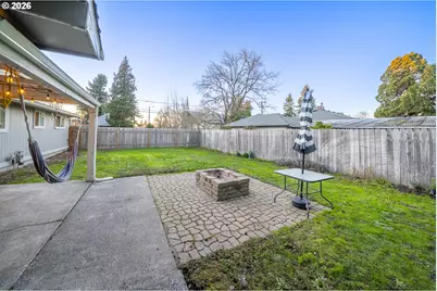 821 Johnson St, Woodburn, OR 97071 - Photo 29