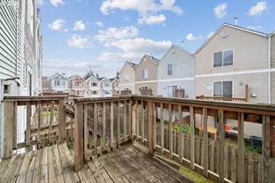 17364 SW Novato Ln, Beaverton, OR 97078 - Photo 23