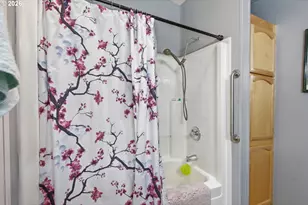 411 Currie Ln, Grants Pass, OR 97526 - Photo 15