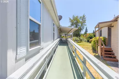411 Currie Ln, Grants Pass, OR 97526 - Photo 31