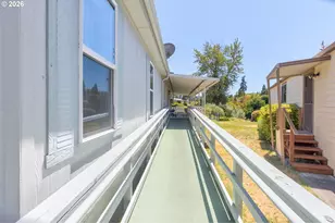 411 Currie Ln, Grants Pass, OR 97526 - Photo 31