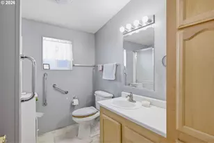 411 Currie Ln, Grants Pass, OR 97526 - Photo 19