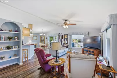 411 Currie Ln, Grants Pass, OR 97526 - Photo 7