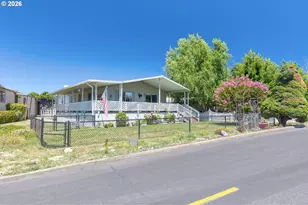 411 Currie Ln, Grants Pass, OR 97526 - Photo 25