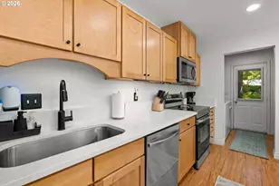 64785 E Sandy River Ln, Rhododendron, OR 97049 - Photo 19