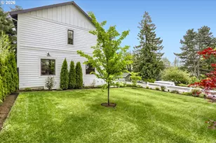 11950 SE Valley View Terrace, Happy Valley, OR 97086 - Photo 3