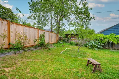 3781 Kincaid St, Eugene, OR 97405 - Photo 39