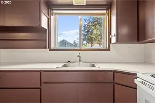 5103 NE 42nd Ave, Portland, OR 97218 - Photo 11