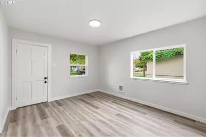 289 20th Ave, Longview, WA 98632 - Photo 7