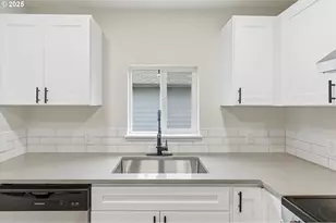 289 20th Ave, Longview, WA 98632 - Photo 11