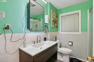 2236 SE 185th Ave, Portland, OR 97233 - Photo 13