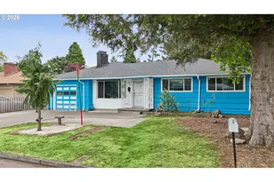 2236 SE 185th Ave, Portland, OR 97233 - Photo 3