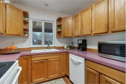 468 Harris Ln, Oregon City, OR 97045 - Photo 11