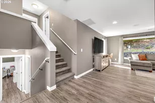 1401 Pauli Dr, Kelso, WA 98626 - Photo 5