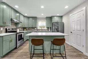 1401 Pauli Dr, Kelso, WA 98626 - Photo 13