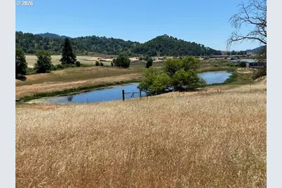 8017 Old Highway 99, Roseburg, OR 97470 - Photo 17