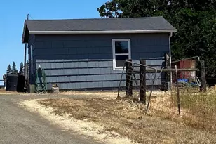 8017 Old Hwy 99, Roseburg, OR 97470 - Photo 11