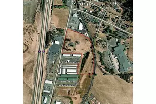 8017 Old Hwy 99, Roseburg, OR 97470 - Photo 25