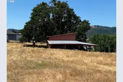 8017 Old Highway 99, Roseburg, OR 97470 - Photo 21