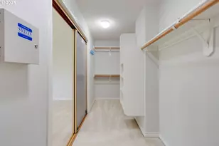 12517 NW Welsh Dr, Portland, OR 97229 - Photo 25