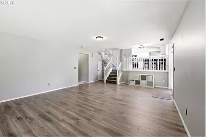 554 SW 12th Cir, Troutdale, OR 97060 - Photo 13
