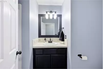 554 SW 12th Cir, Troutdale, OR 97060 - Photo 15