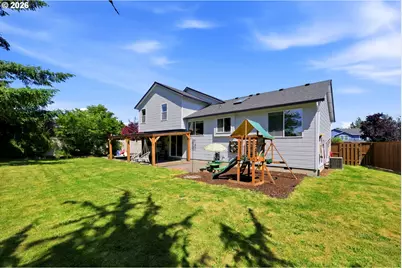 554 SW 12th Cir, Troutdale, OR 97060 - Photo 27