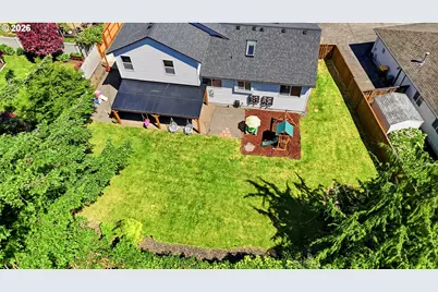 554 SW 12th Cir, Troutdale, OR 97060 - Photo 31