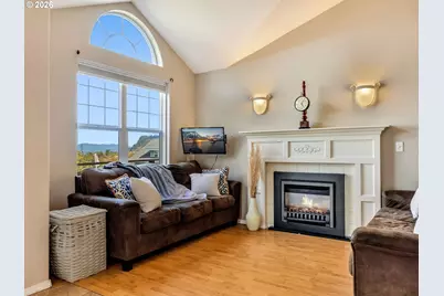 4841 Cedar St, Astoria, OR 97103 - Photo 21