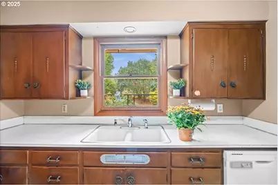 456 NW Dennis Ave, Hillsboro, OR 97124 - Photo 15