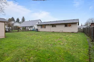 15916 SE Brooklyn St, Portland, OR 97236 - Photo 19