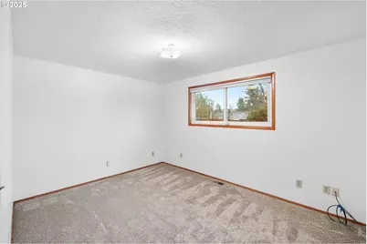 15916 SE Brooklyn St, Portland, OR 97236 - Photo 15