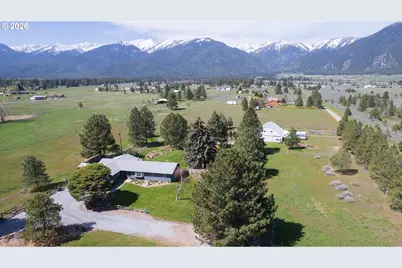44046 Pocahontas Rd, Baker City, OR 97814 - Photo 1