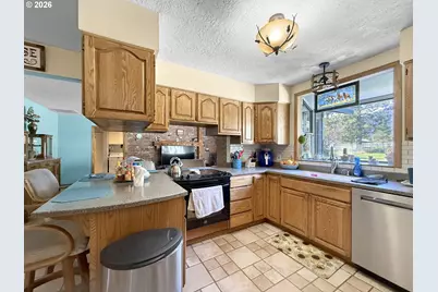 44046 Pocahontas Rd, Baker City, OR 97814 - Photo 9