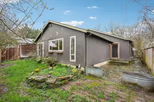 4133 SE Tibbetts St, Portland, OR 97202 - Photo 31