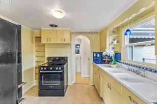 1605 Cottage St, Salem, OR 97301 - Photo 11